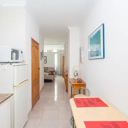 Lightbooking junto a la Playa Canteras Rejon 18