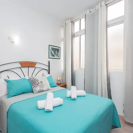 Lightbooking junto a la Playa Canteras Rejon 18 Apartamento *