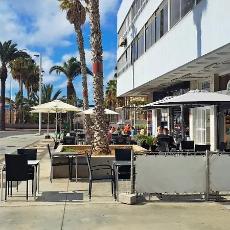 Apartamento Lightbooking junto a la Playa Canteras Rejon 18